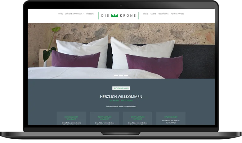 Website Die Krone | Hotel Garni auf dem Laptop
